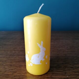 húsvéti dekorgyertya sárga nyúl mintás tökéletes asztaldísz húsvétra yupie